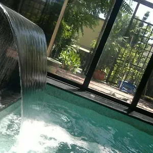 La Casa Con Piscina Riscaldata Interna Anna Luxury Garden Pisa