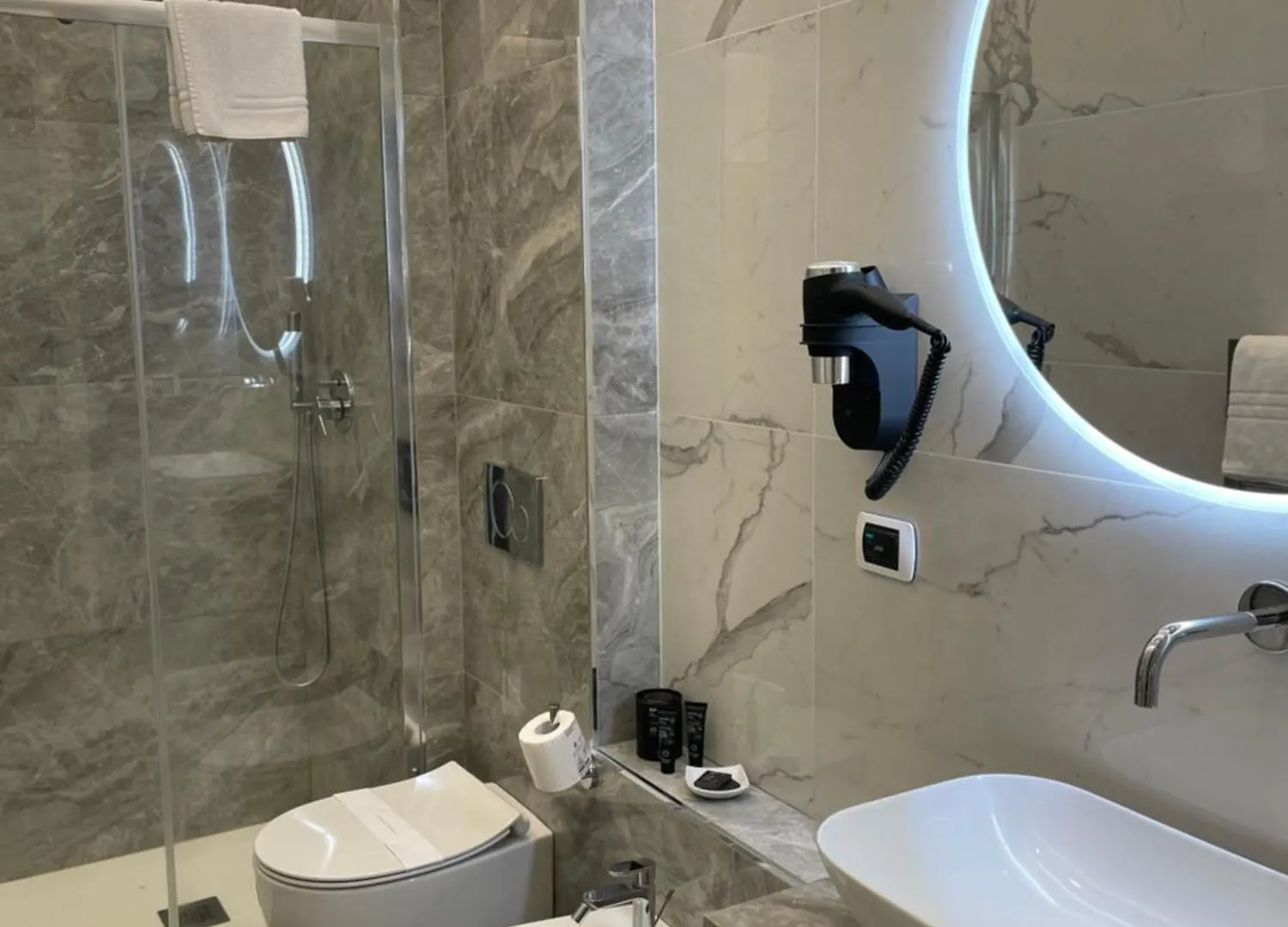 קטאניה Hotel Centrum 3*,